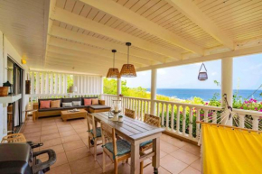 Comfortable Coral Estate Villa with Ocean View